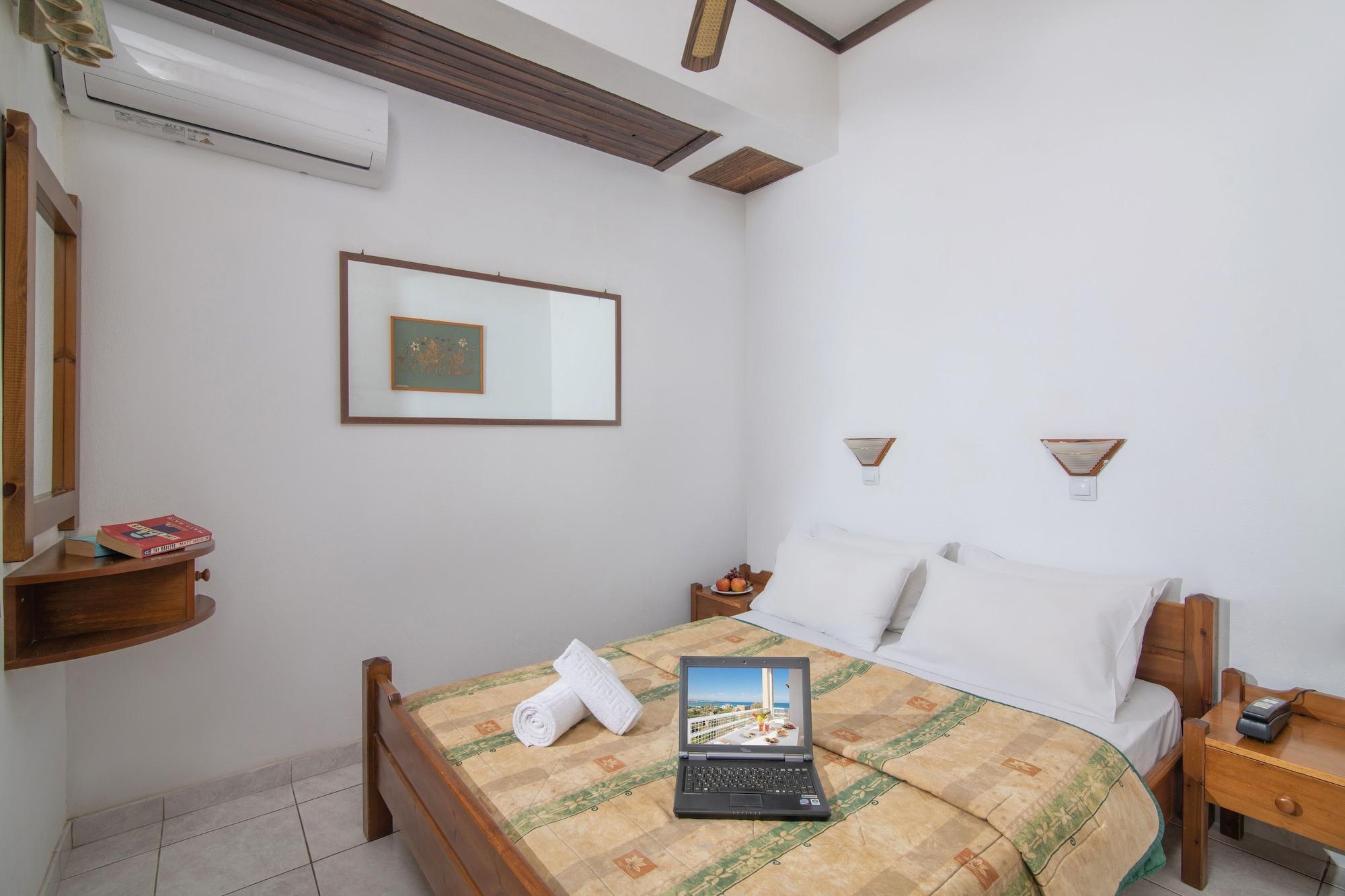 Iliostasi Beach Apartments Hersonissos  Exterior foto